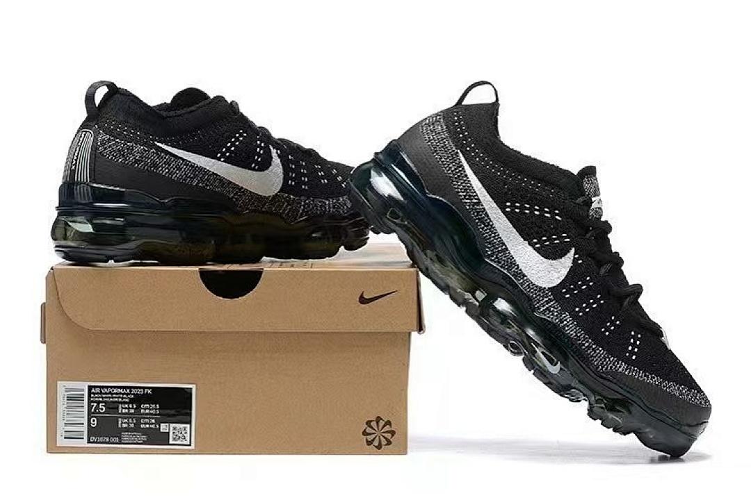 נעליים Nike Nike
