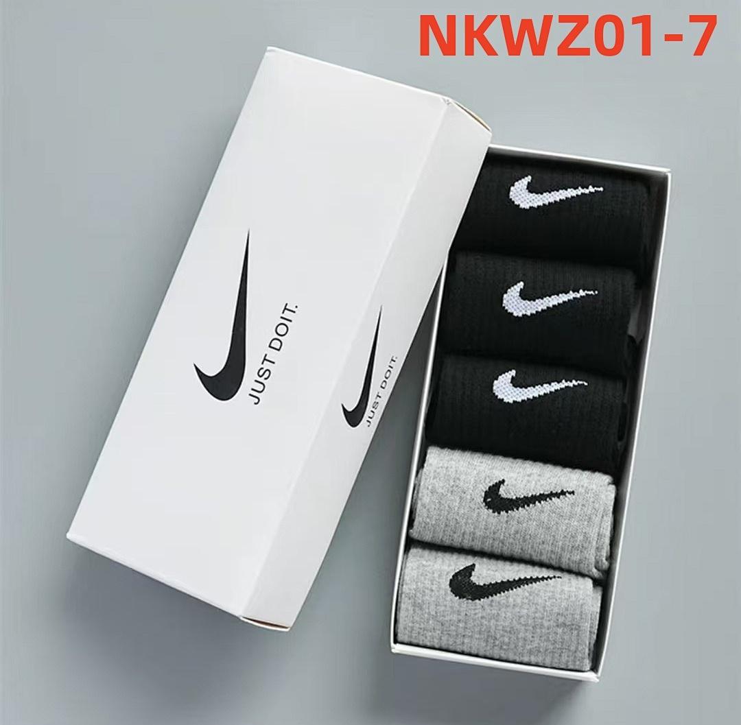 גרביים Nkwz Nkwz