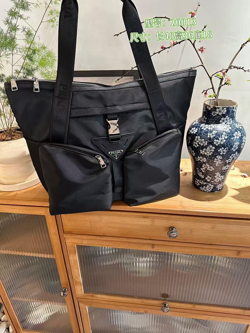תיק יד Prada Prada