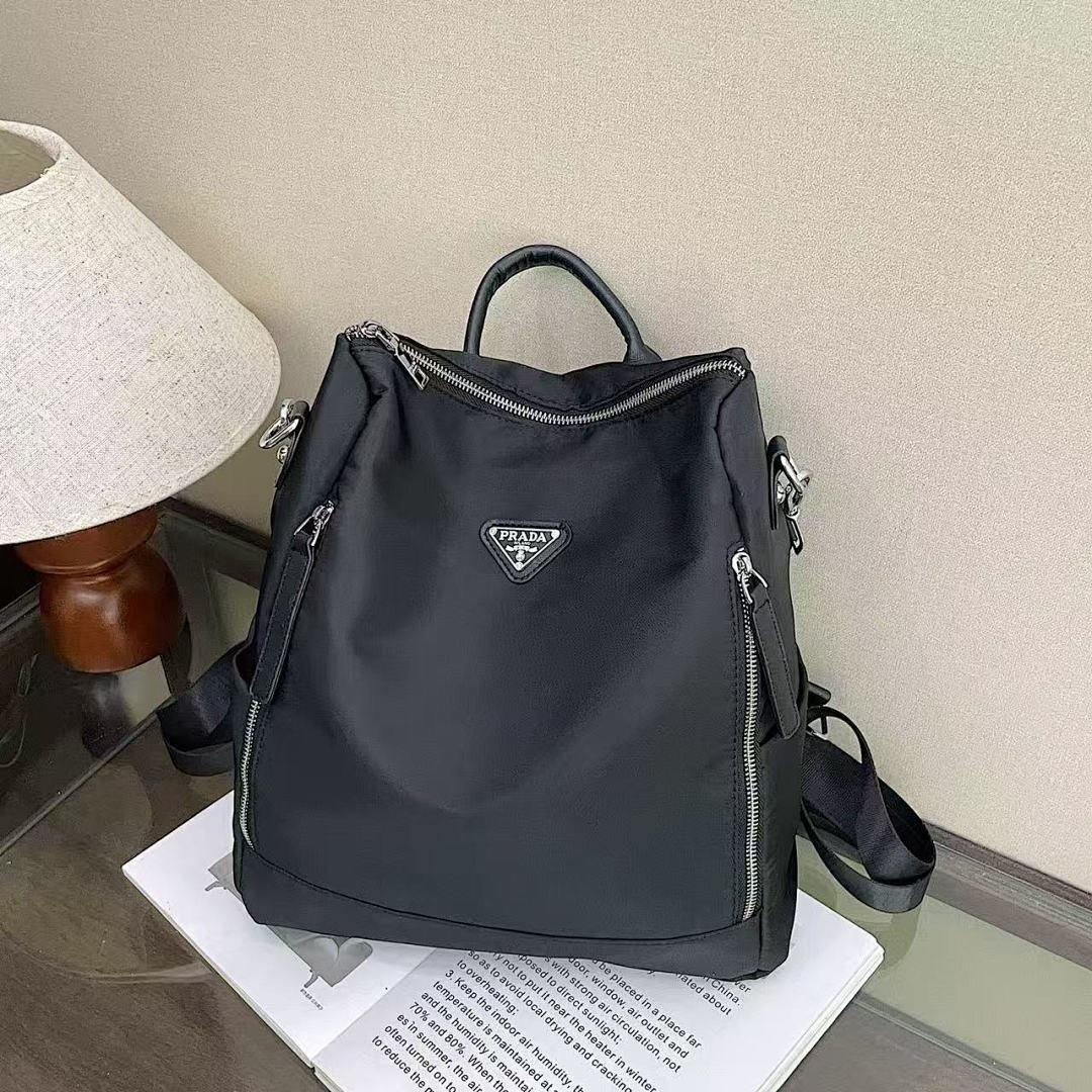תיק גב Prada Prada