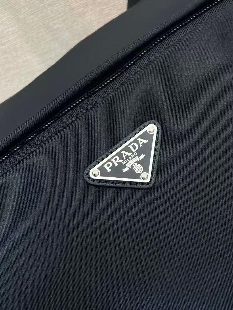 תיק Prada Prada