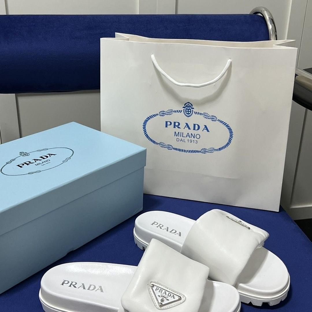 נעליים Prada Prada
