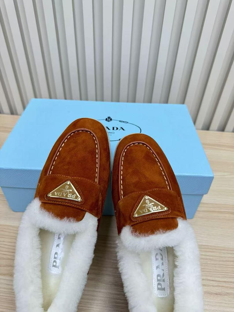 נעליים Prada Prada