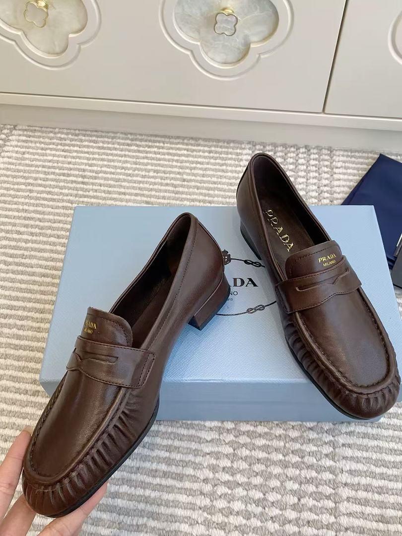 נעליים Prada Prada