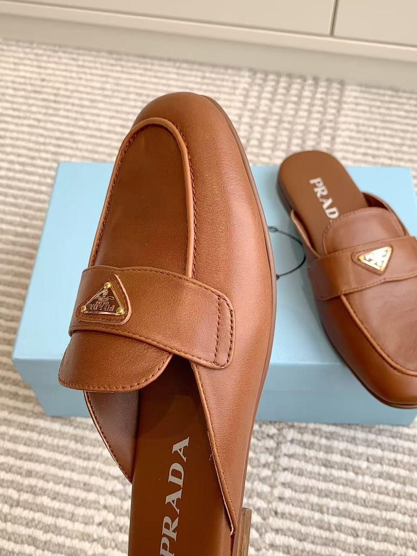 נעליים Prada Prada