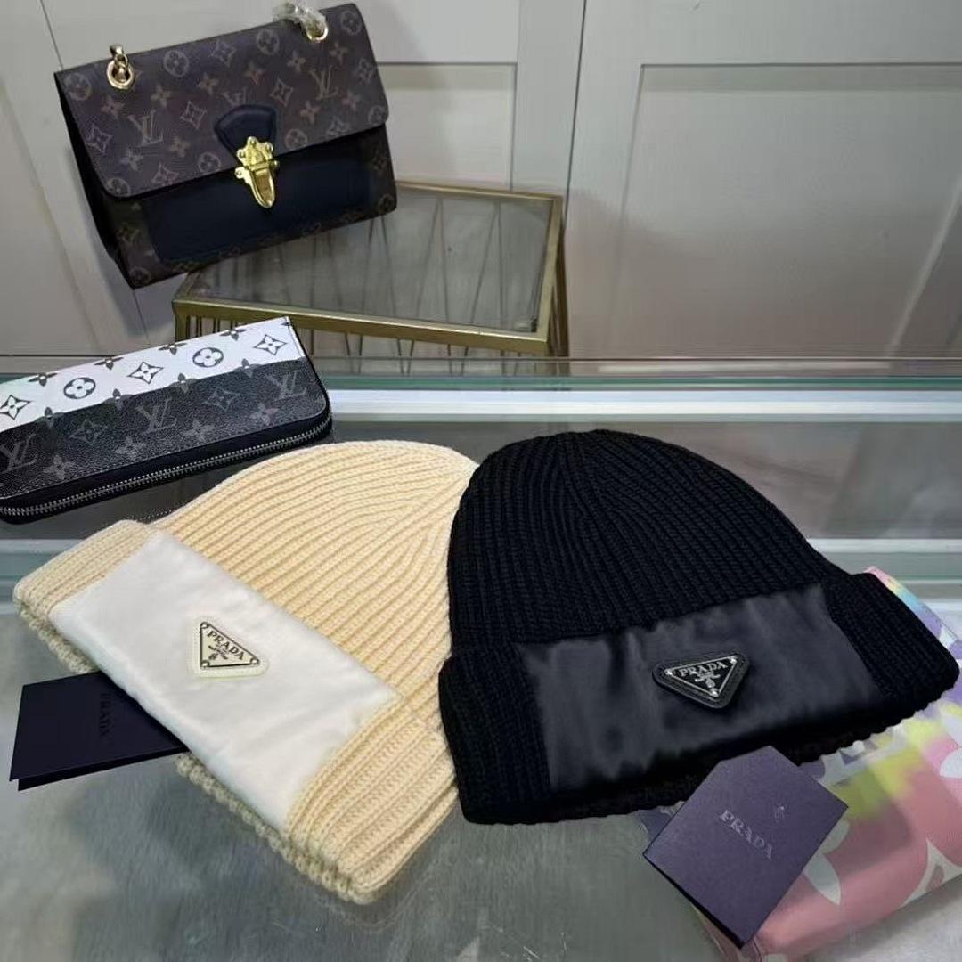 כובע Prada Prada