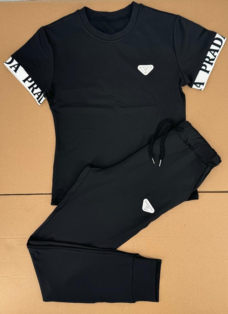 סט Prada Prada