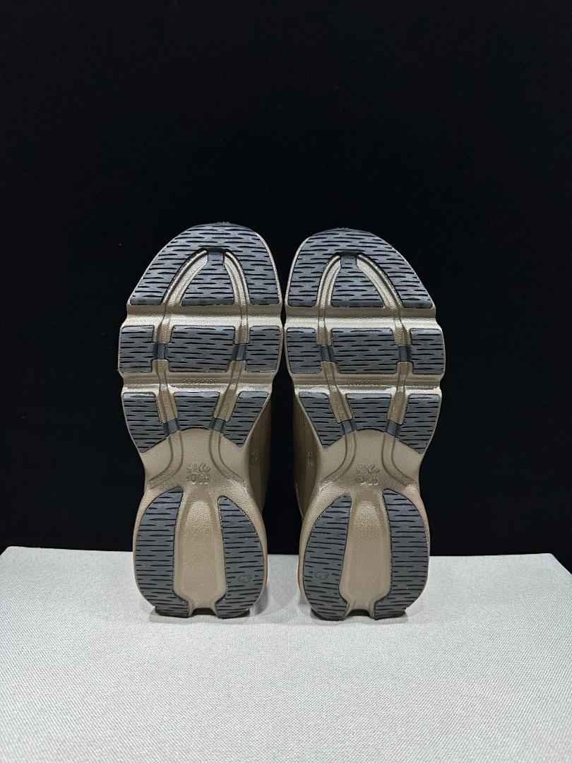 נעליים Qc Qc