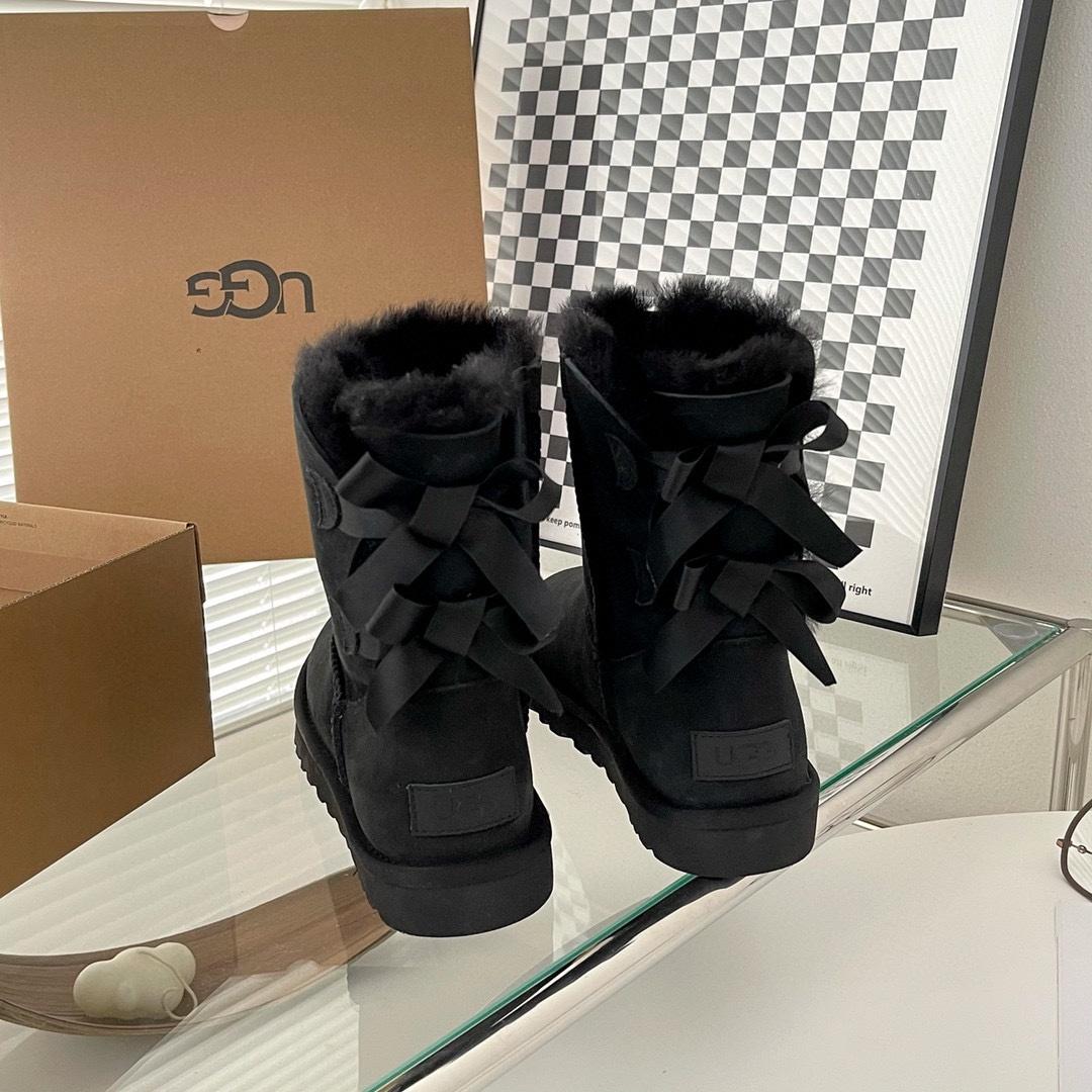 מגפי חורף UGG UGG