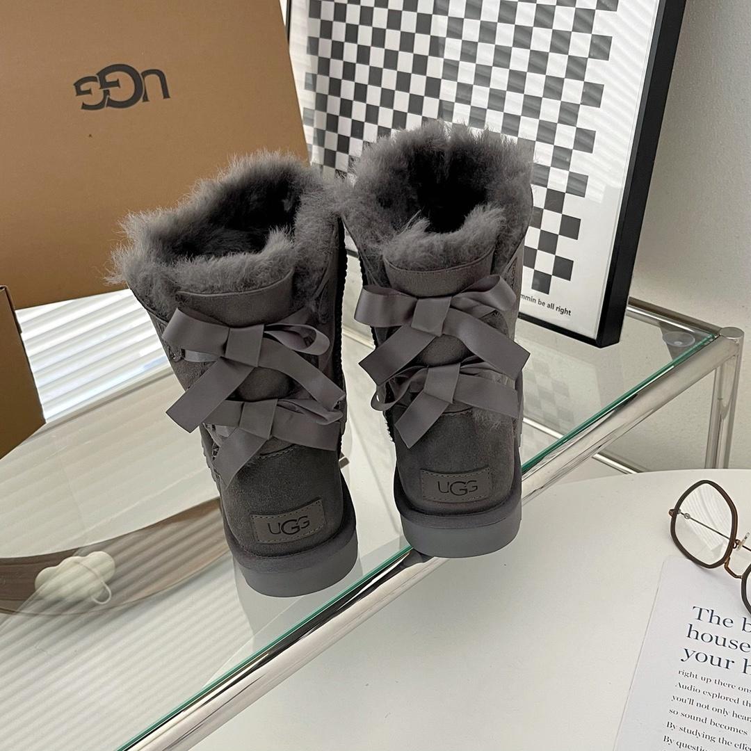 מגפי חורף UGG UGG