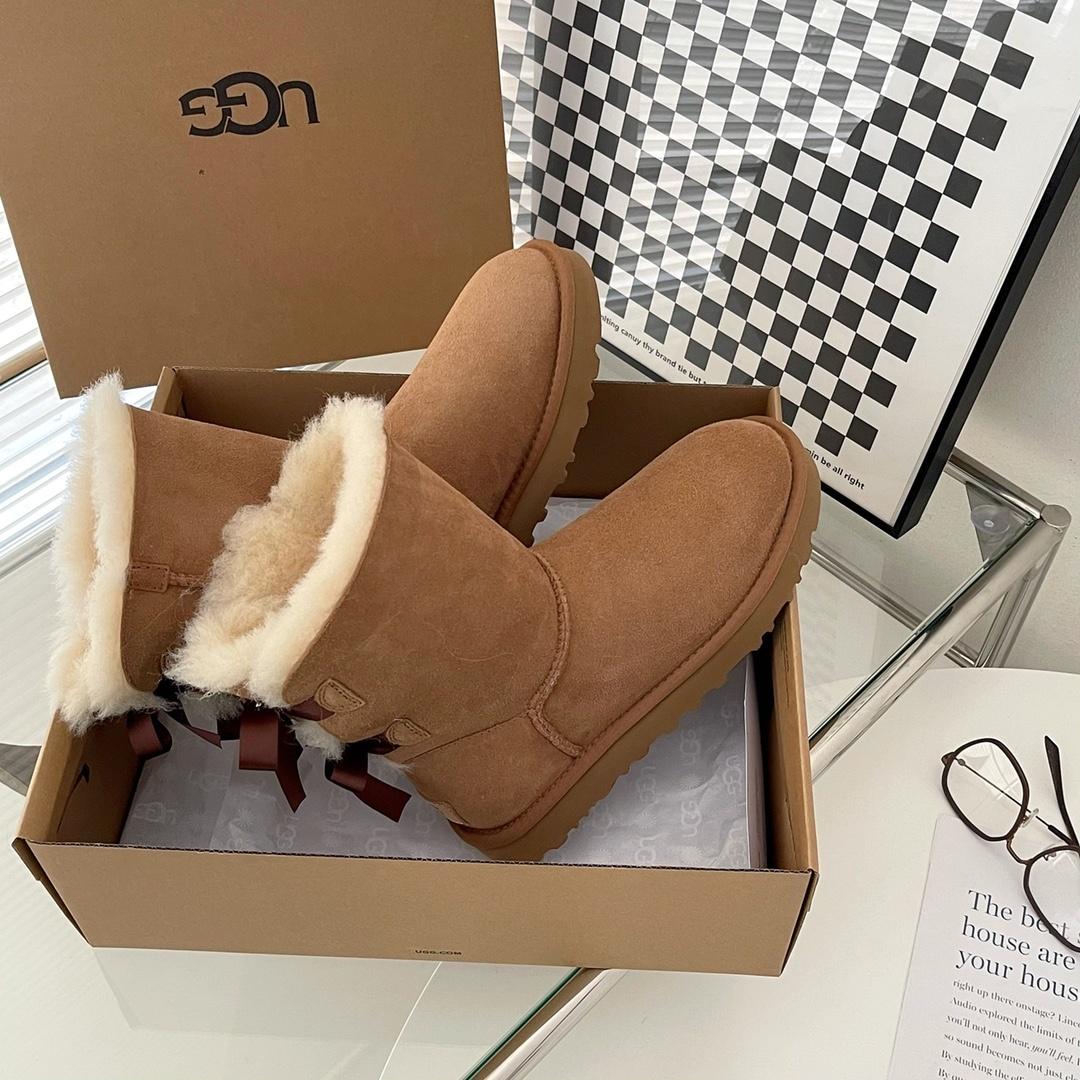 מגפי חורף UGG UGG