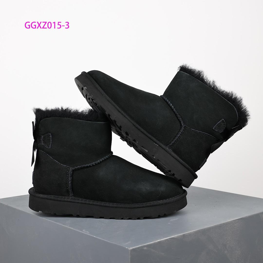 מגפי פרווה UGG UGG