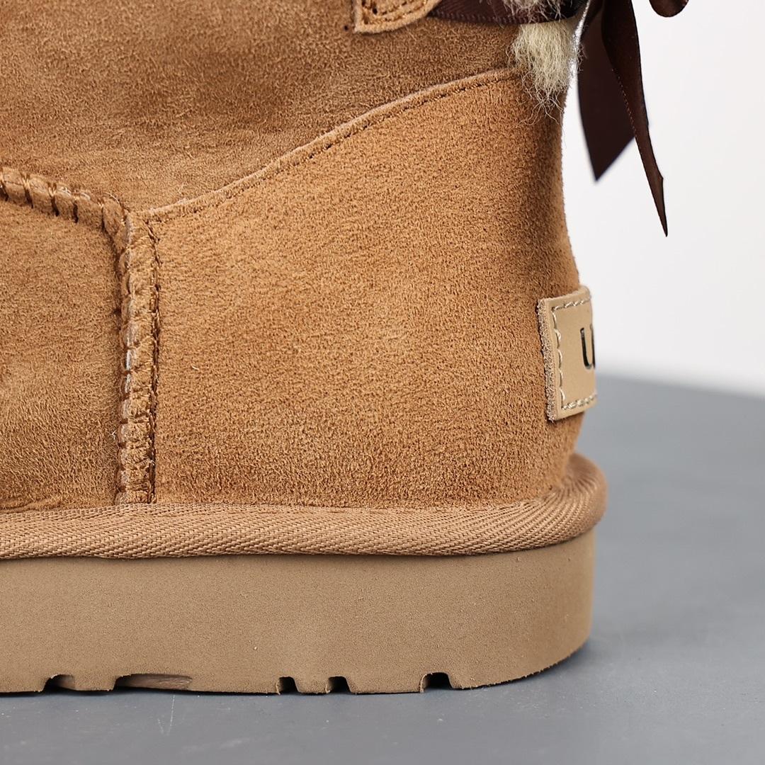 מגפי פרווה UGG UGG