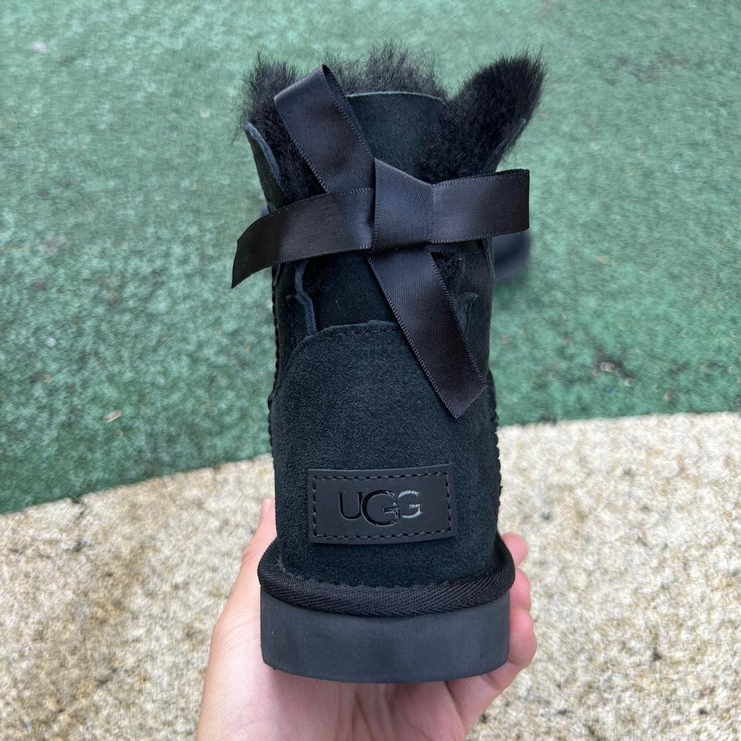 מגפי חורף UGG UGG