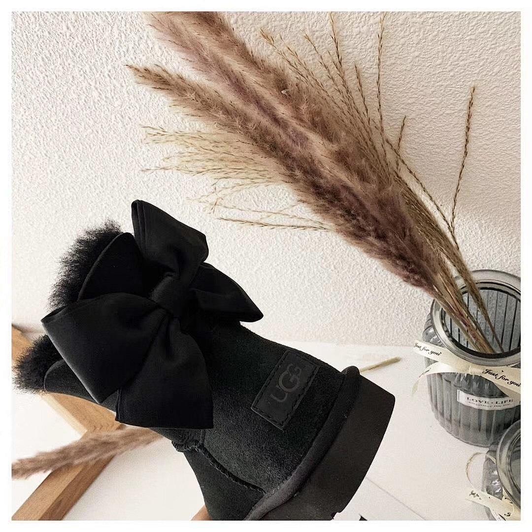 נעליים UGG UGG