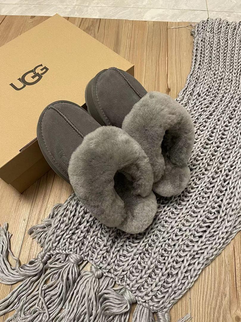 נעליים UGG UGG