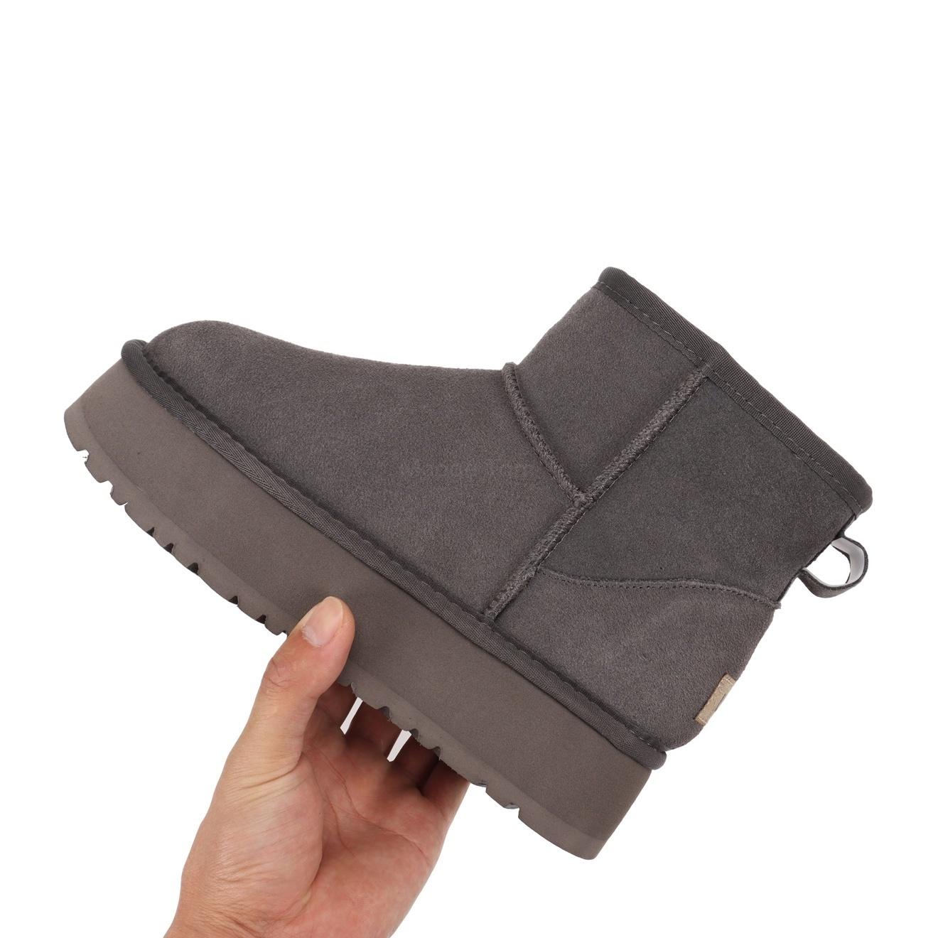 מגפוני שלג קצרים UGG UGG