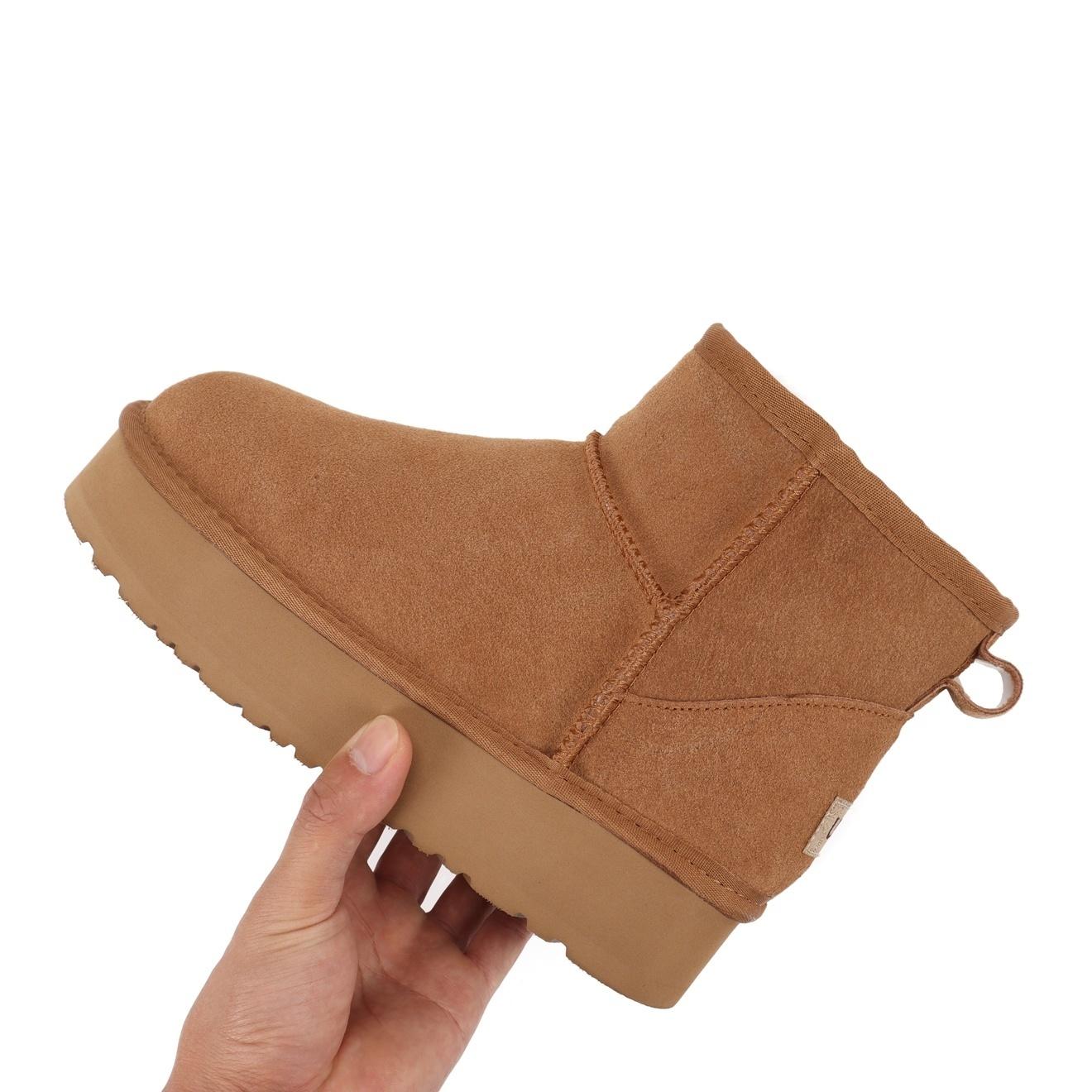 מגפוני שלג קצרים UGG UGG