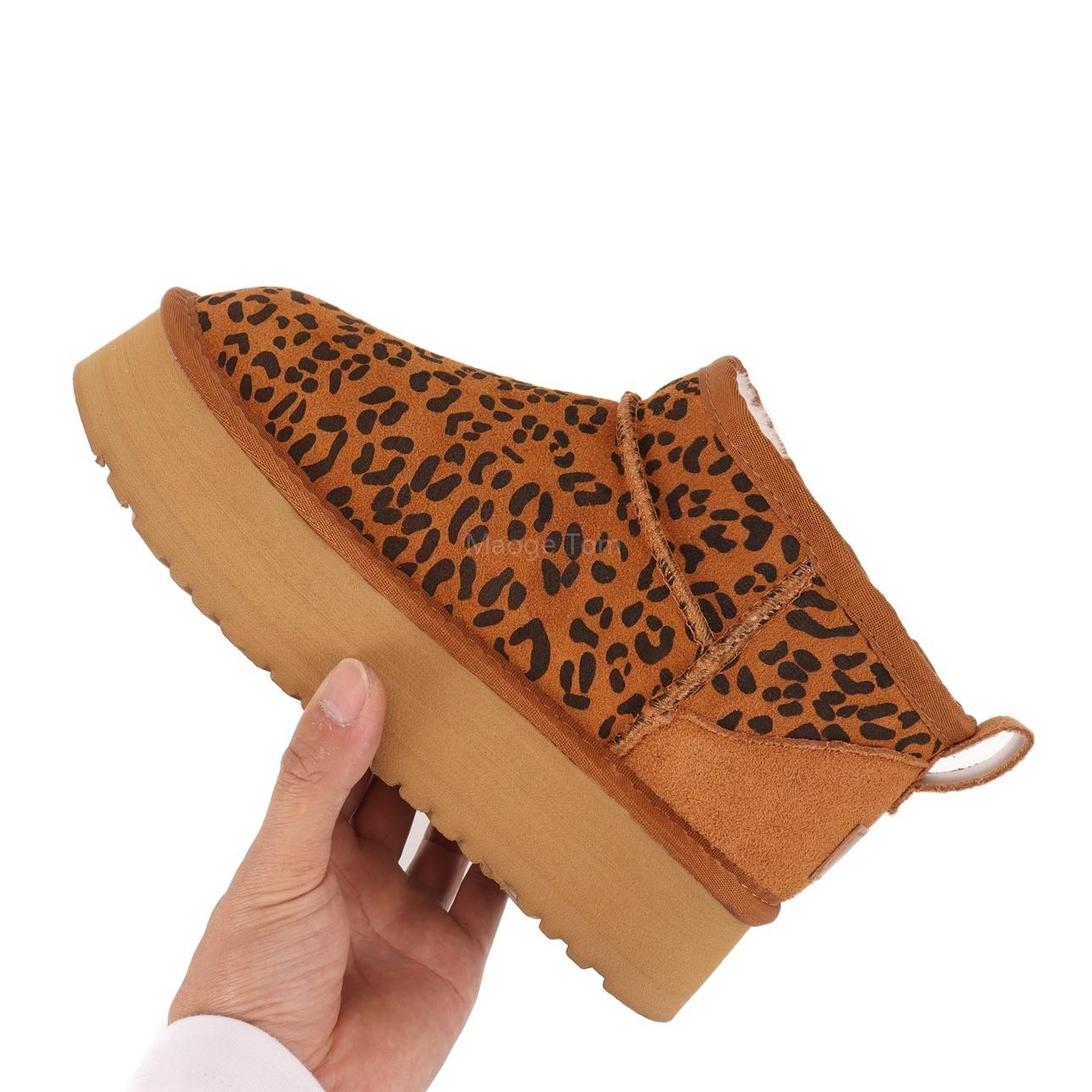 מגפוני פלטפורמה UGG UGG