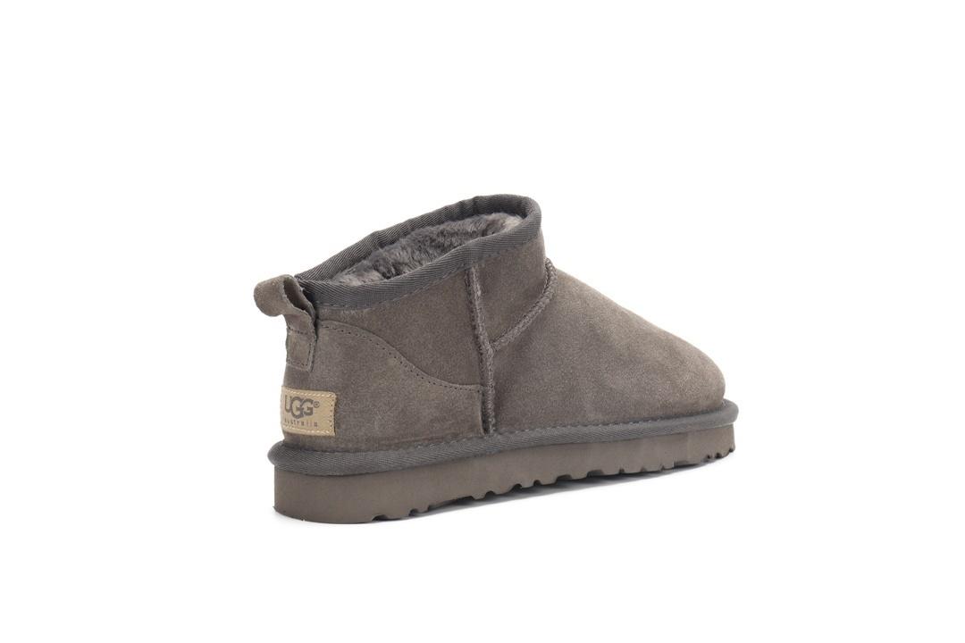 מגפונים קצרים UGG UGG