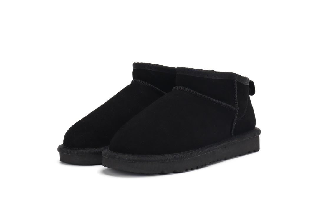 מגפונים קצרים UGG UGG