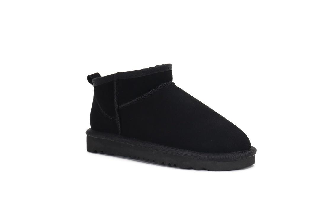 מגפונים קצרים UGG UGG