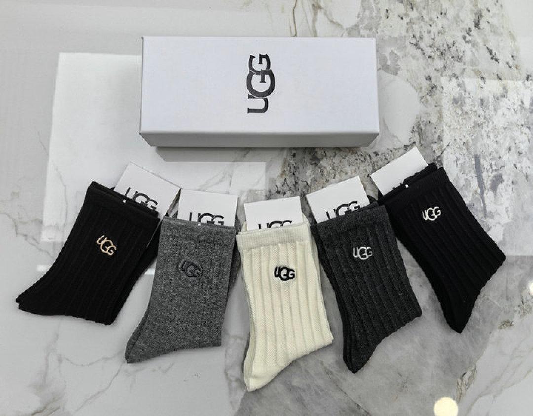 גרביים UGG UGG