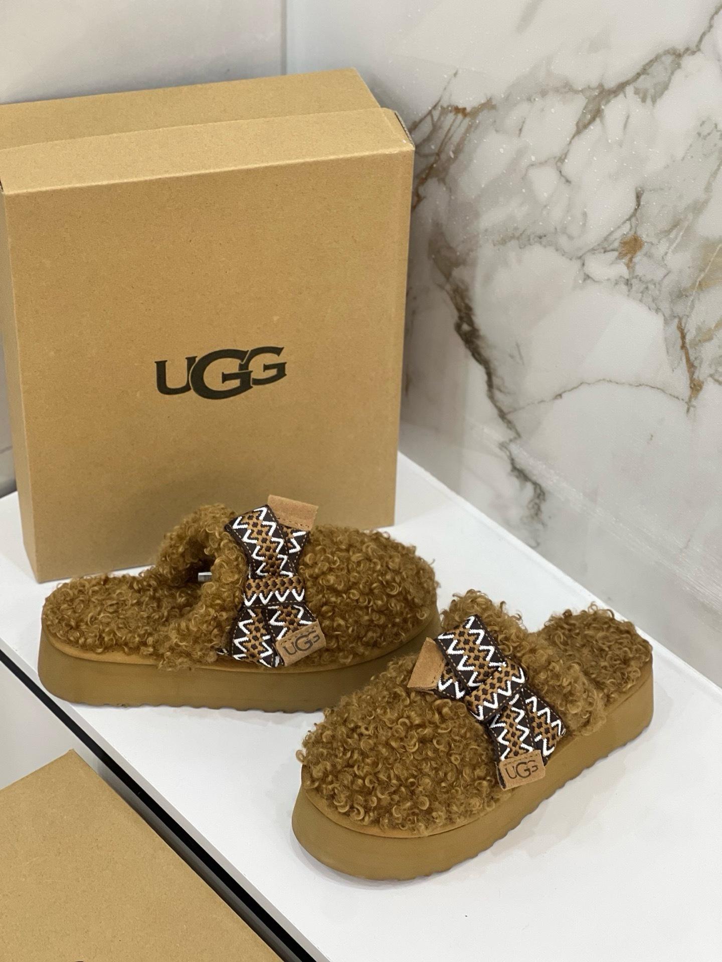 נעלי בית פלטפורמה UGG UGG