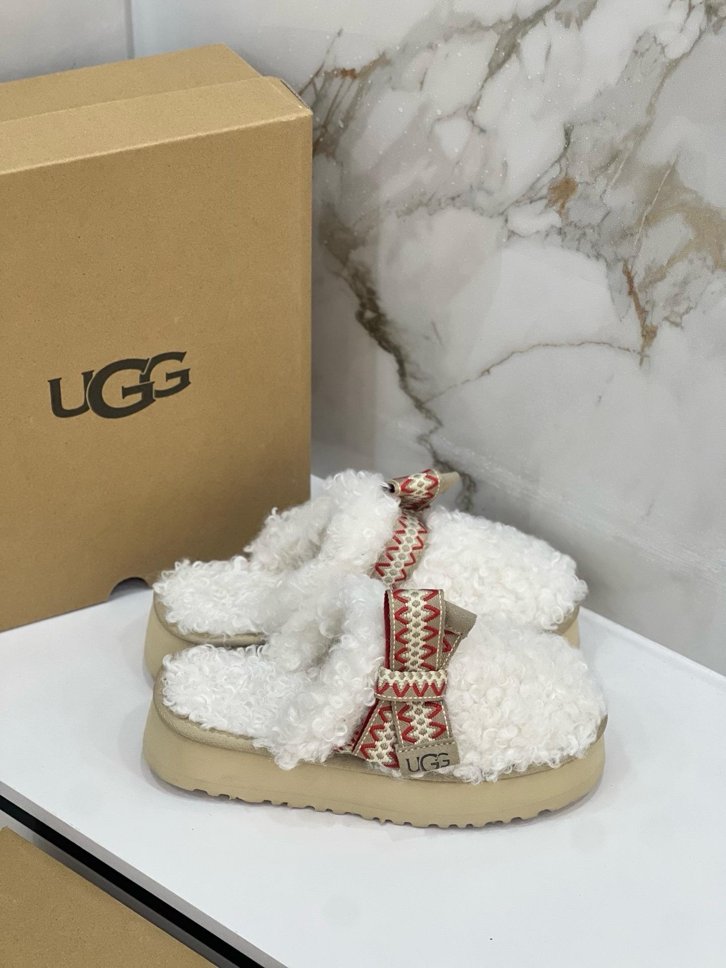 נעלי בית פלטפורמה UGG UGG