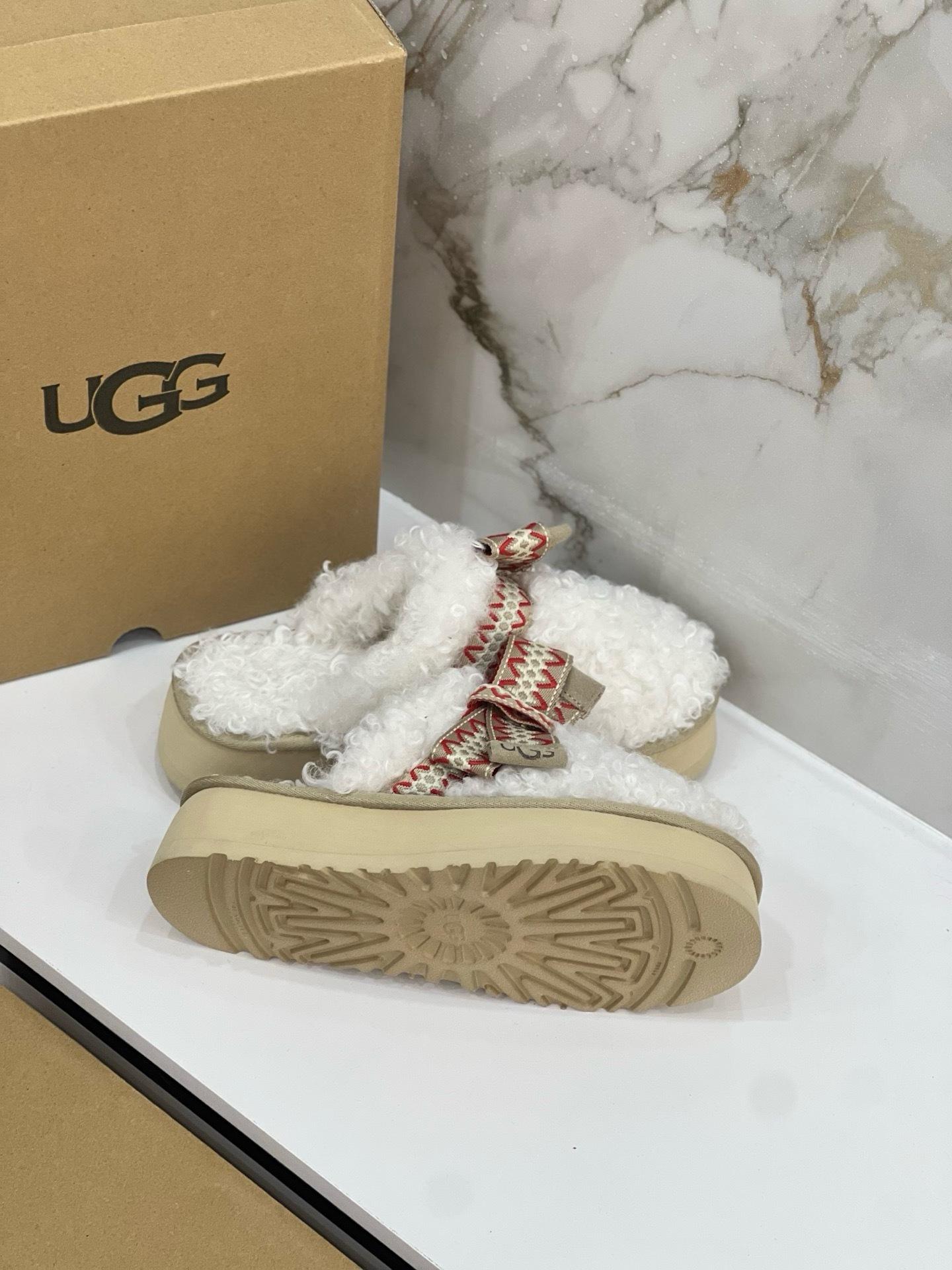 נעלי בית פלטפורמה UGG UGG
