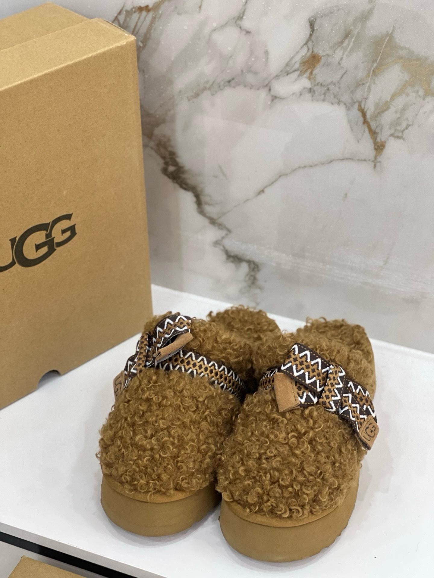 נעלי בית פלטפורמה UGG UGG