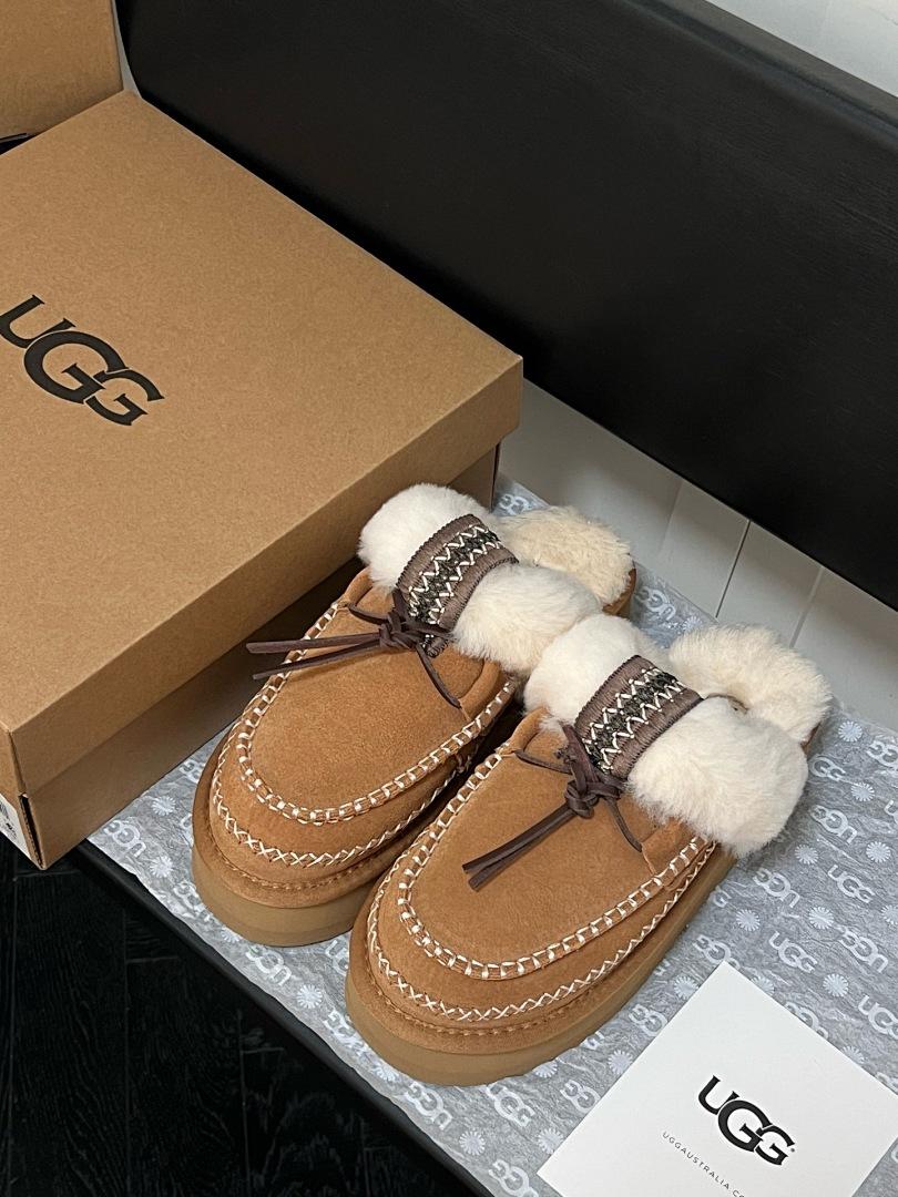 נעליים UGG UGG
