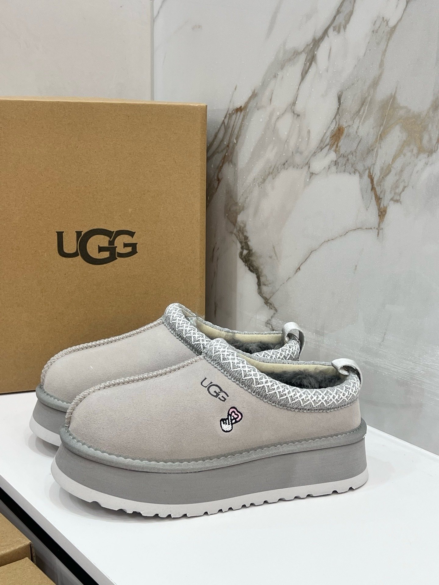 נעלי בית UGG UGG