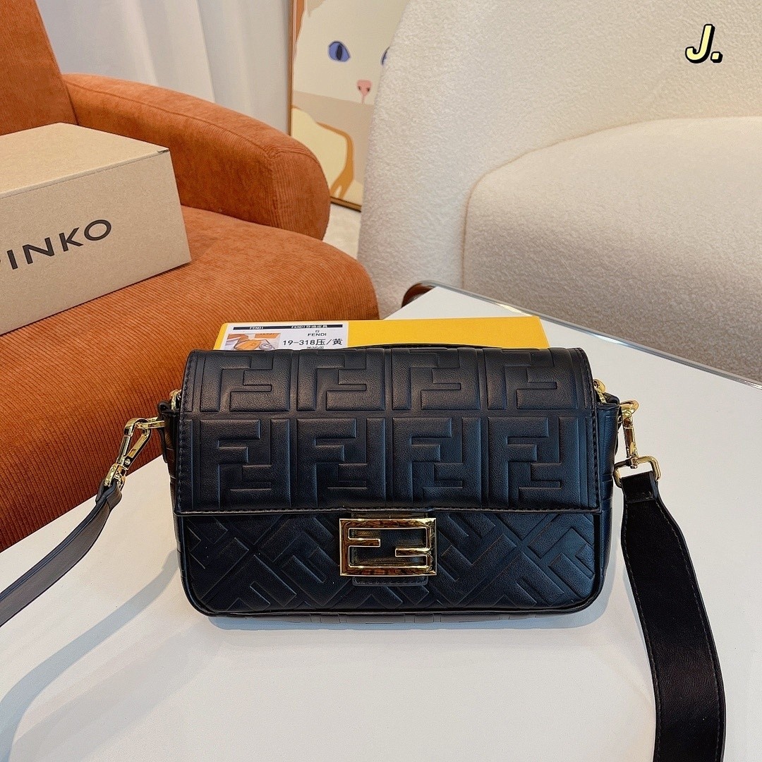 תיק Fendi Fendi