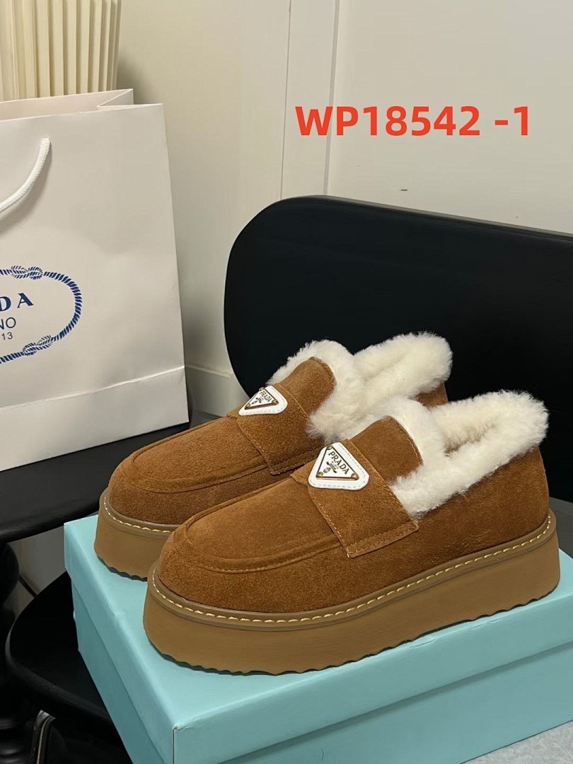 נעלי בית Prada Prada