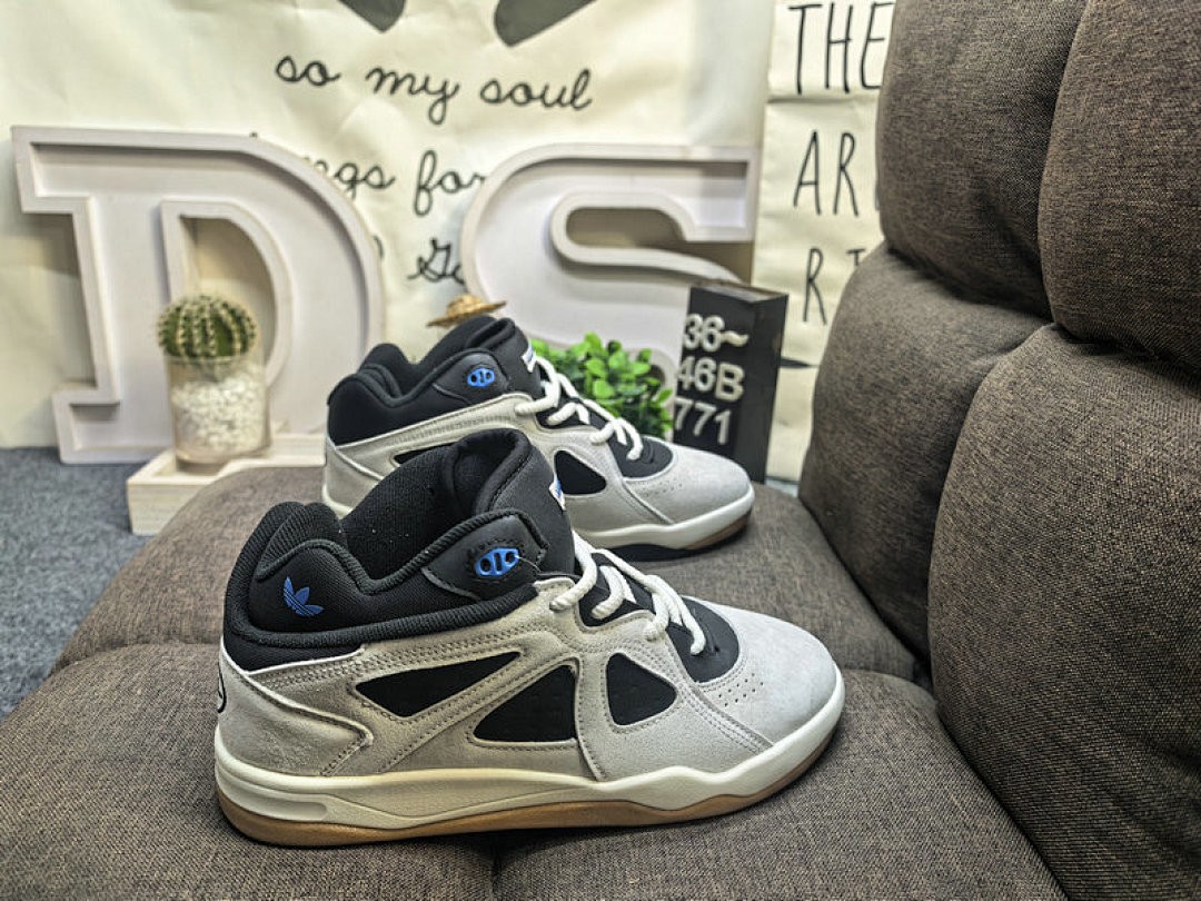 נעליים Adidas Adidas