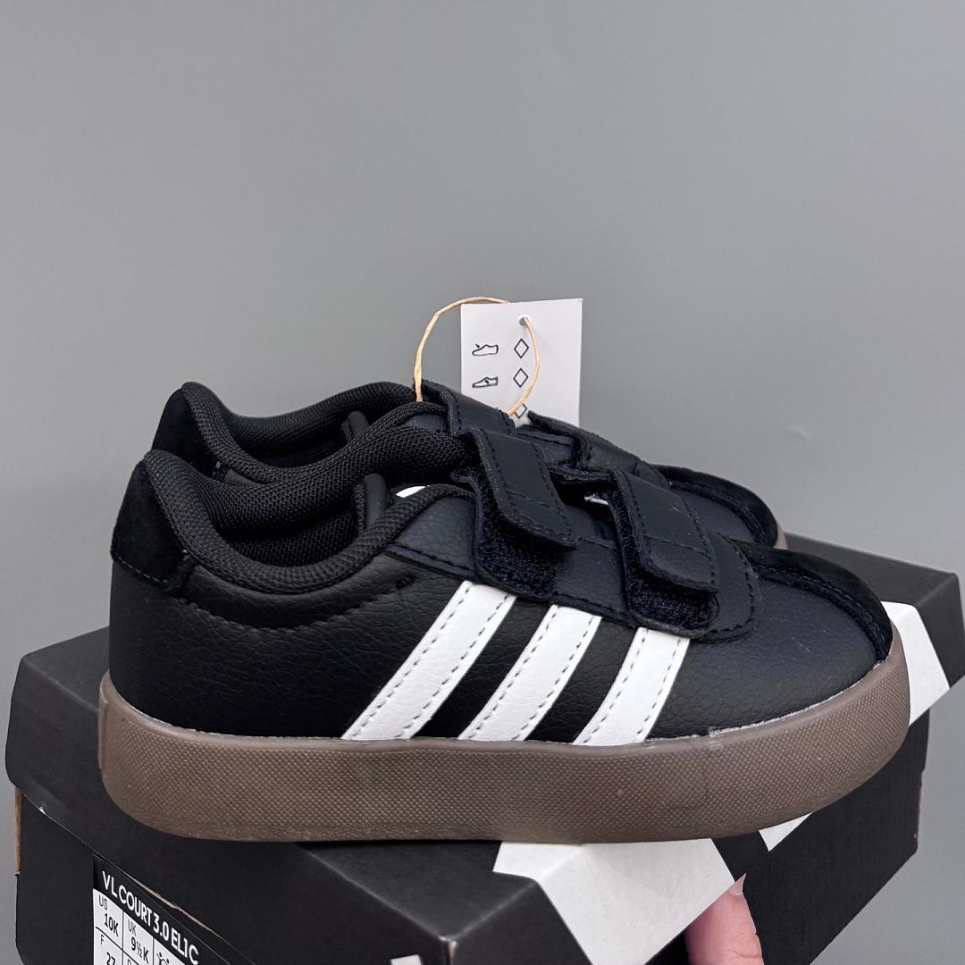 נעליים Adidas Adidas