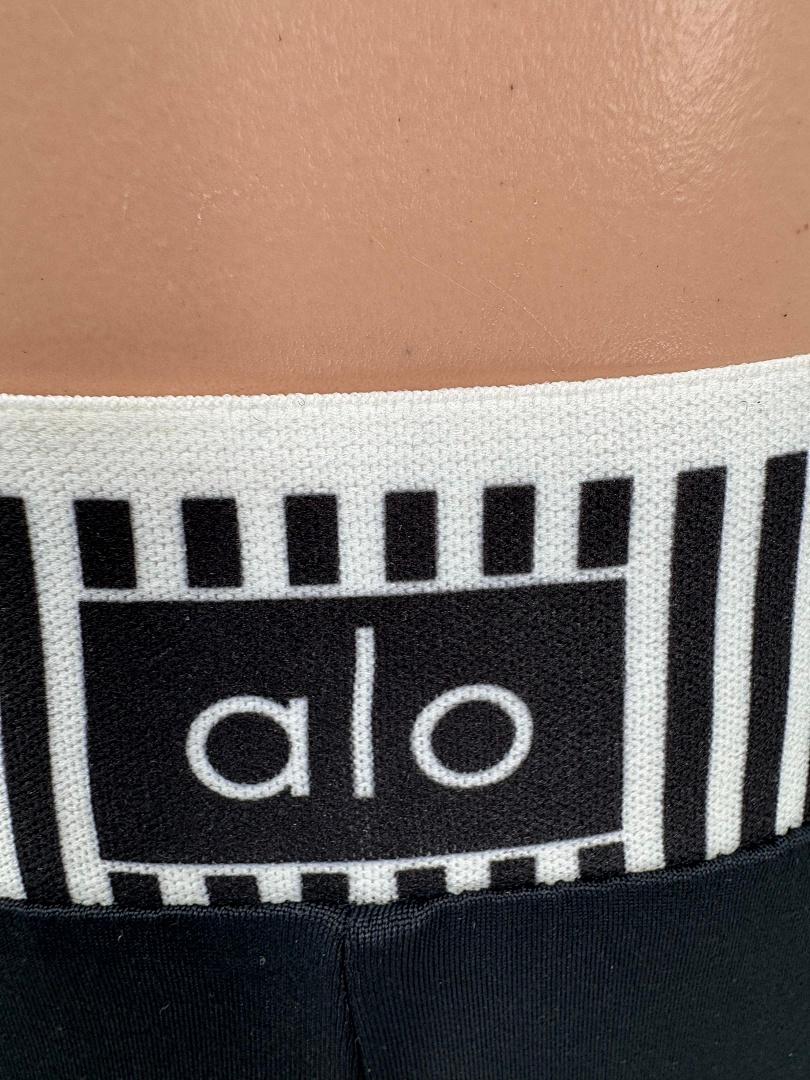 בגד Alo Yoga Alo Yoga