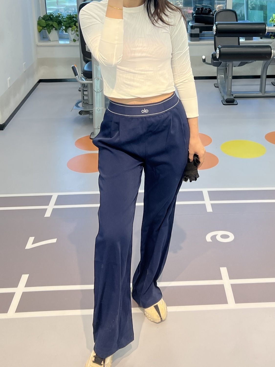 מכנסיים רחבים Alo Yoga Alo Yoga