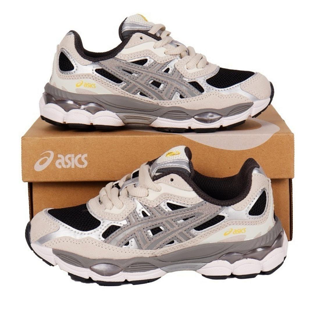 נעליים ASICS ASICS