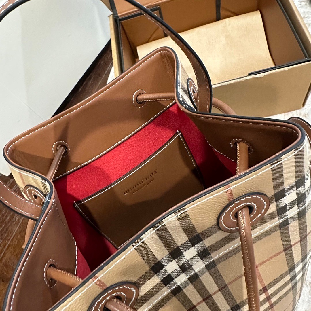 תיק Burberry Burberry