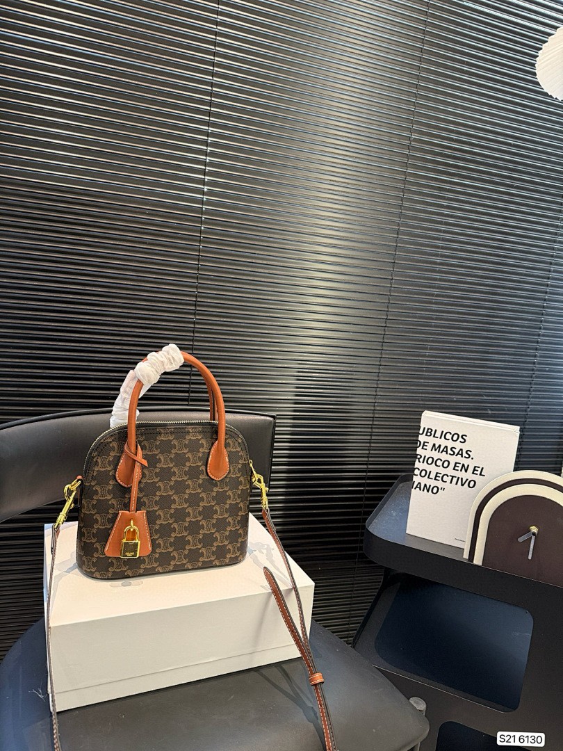 תיק Celine Celine