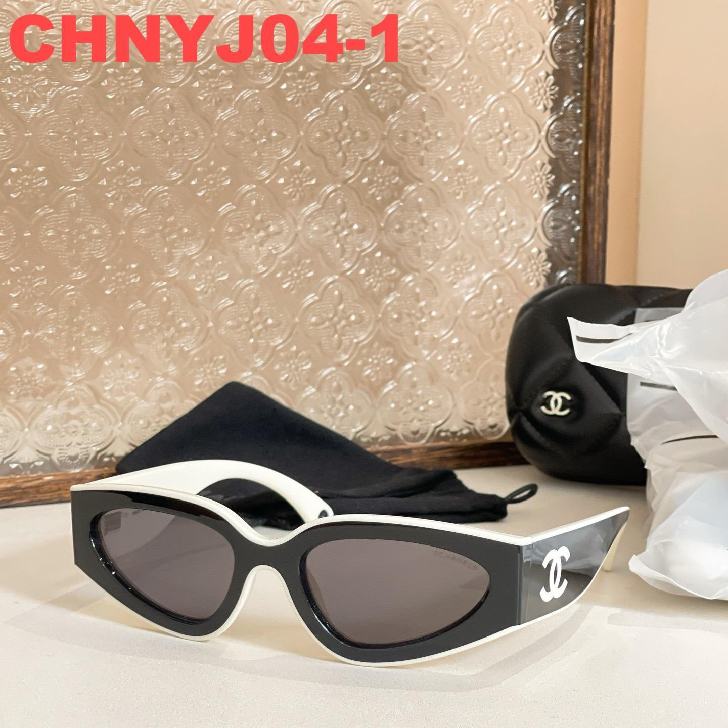 משקפי שמש Chanel Chanel