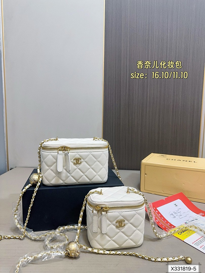 תיק Chanel Chanel