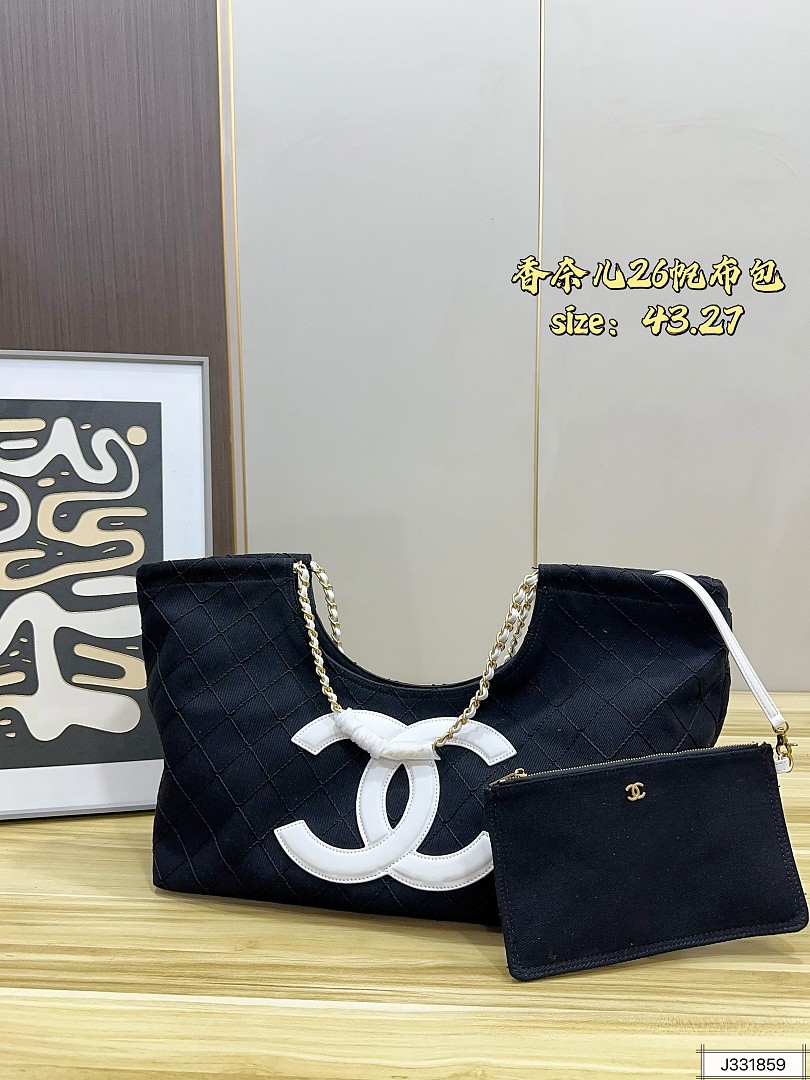 תיק Chanel Chanel