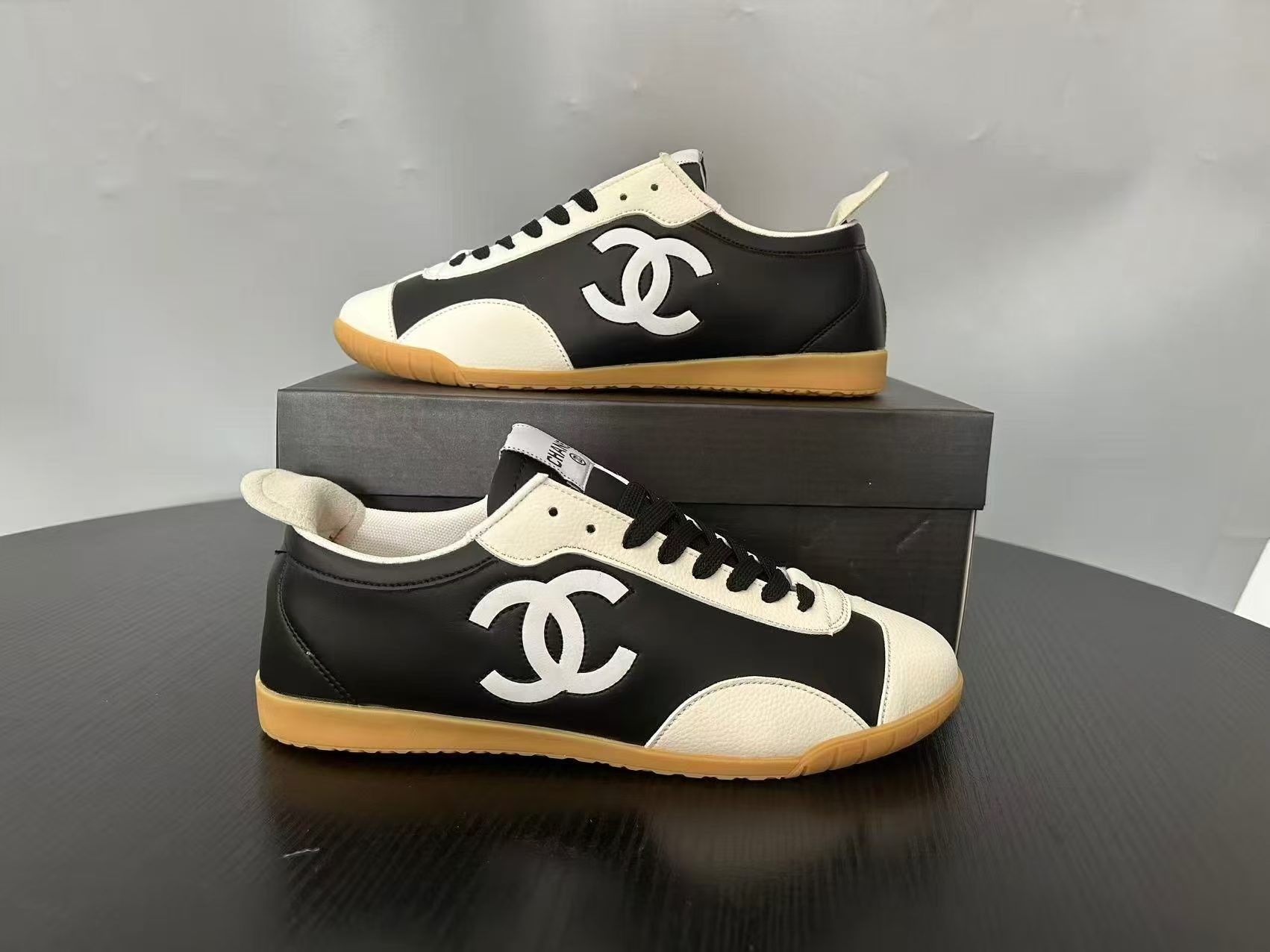 נעלי ספורט Chanel Chanel