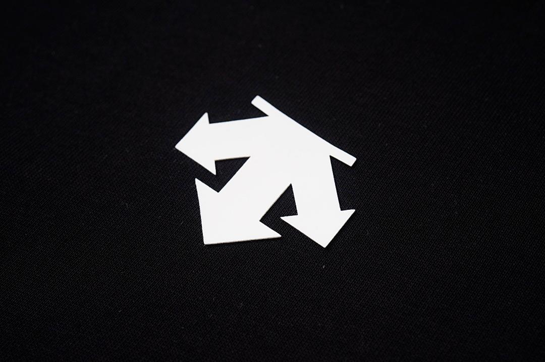 בגד Descente Descente