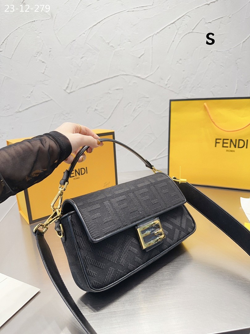 תיק Fendi Fendi
