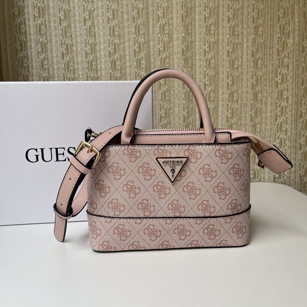 תיק Guess Guess