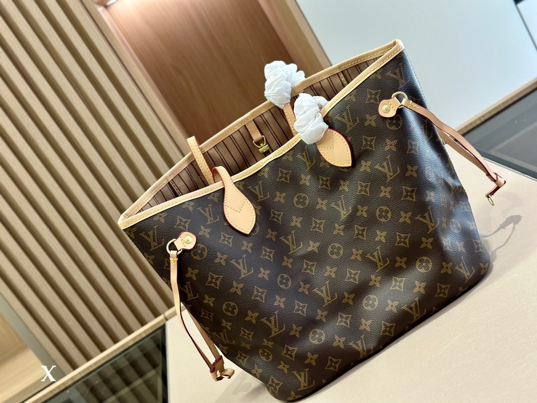 תיק קניות Louis Vuitton Louis Vuitton